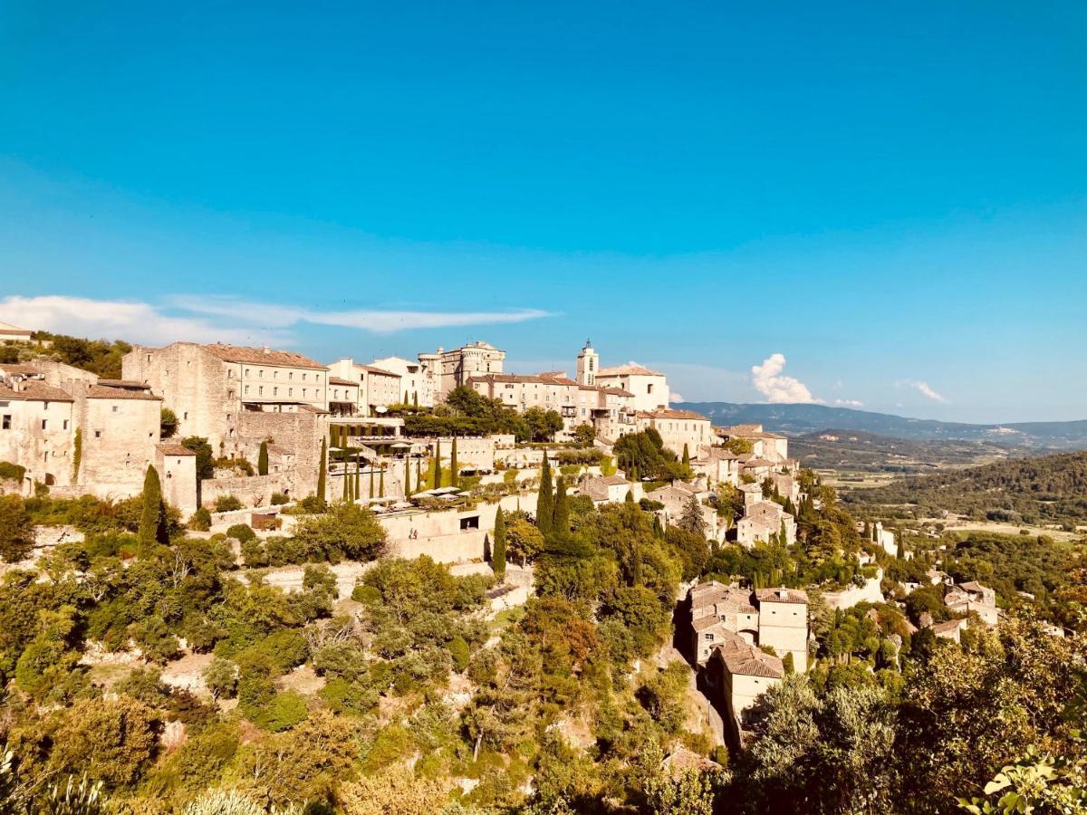 Logis Hotel Le Blason De Provence Monteux Exterior photo